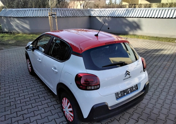 Citroen C3 cena 39900 przebieg: 117000, rok produkcji 2018 z Pińczów małe 137